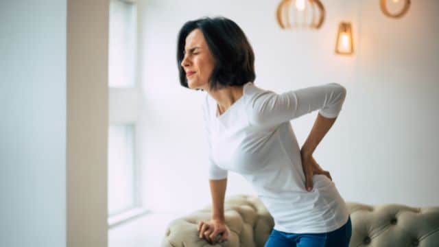 Dicas para cuidar da postura e evitar dor nas costas